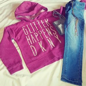 Dkny pink sweatshirt  Dkny skinny jeans 7